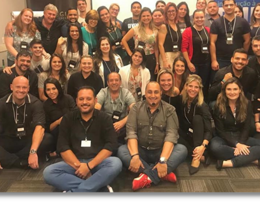 Espaço editável para foto de turmas do curso
